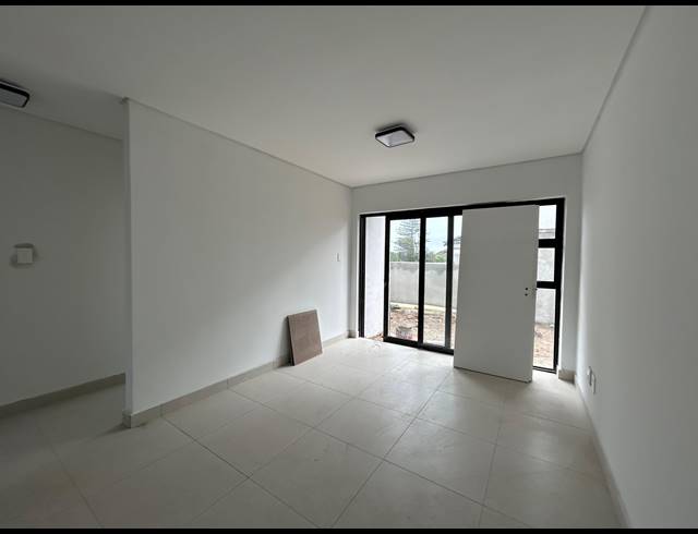 2 BEDROOM APARTMENT TO LET IN MILNERTON CENTRAL